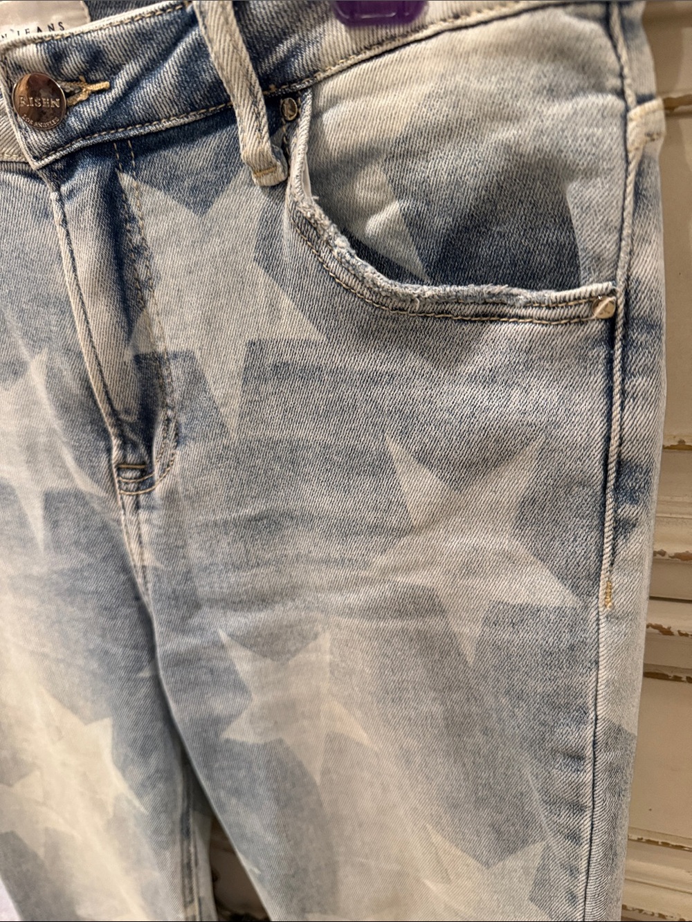 RISEN STAR PRINT STRAIGHT LEG JEANS - nondistressed - Picture 8 of 11